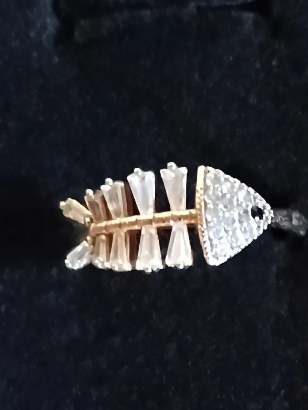 Fish Bone Ring - Picture 5 of 7